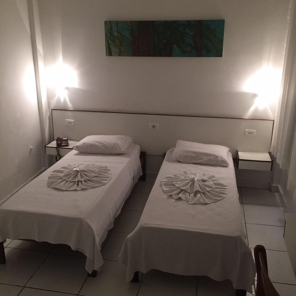 Hotel Pampulha Palace Belo Horizonte Buitenkant foto